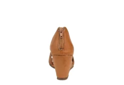 Journee Collection Womens Aretha Wedge Sandal - Cognac -bergfreunde shop US 01 102153 04