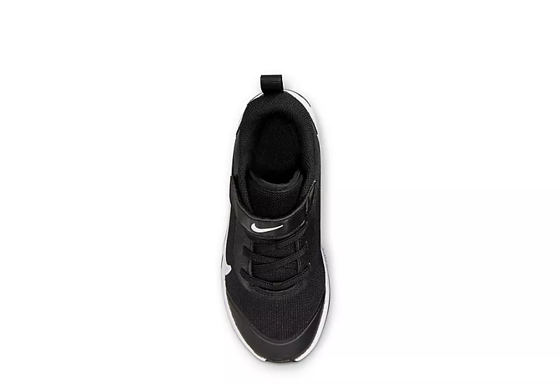 Nike Boys Omni Multi-court Basketball Shoe - Black 5 Nike Boys Omni Multi-court Basketball Shoe - Black - Image 5